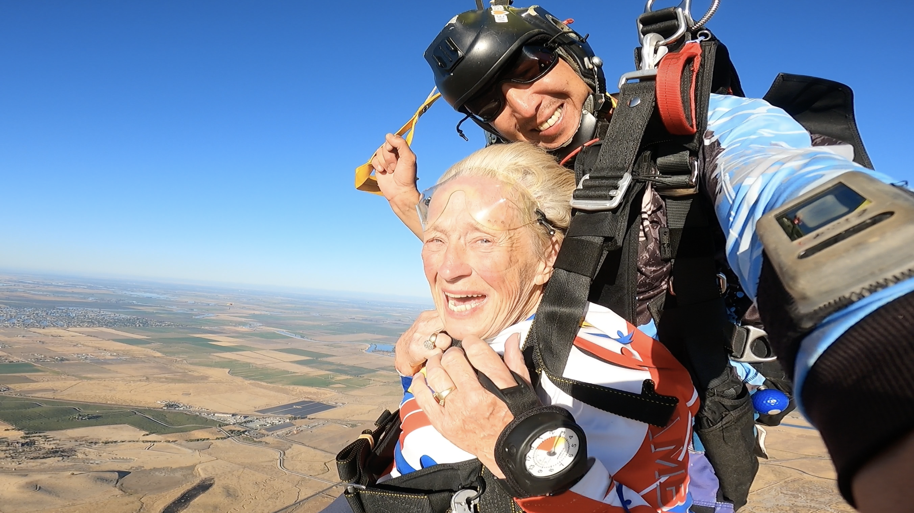 Tandem skydiving adventure for San Jose and South Bay visitors